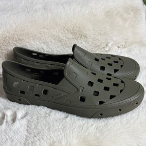 Vans Men's Green Cut-Out Slip-On Loafers